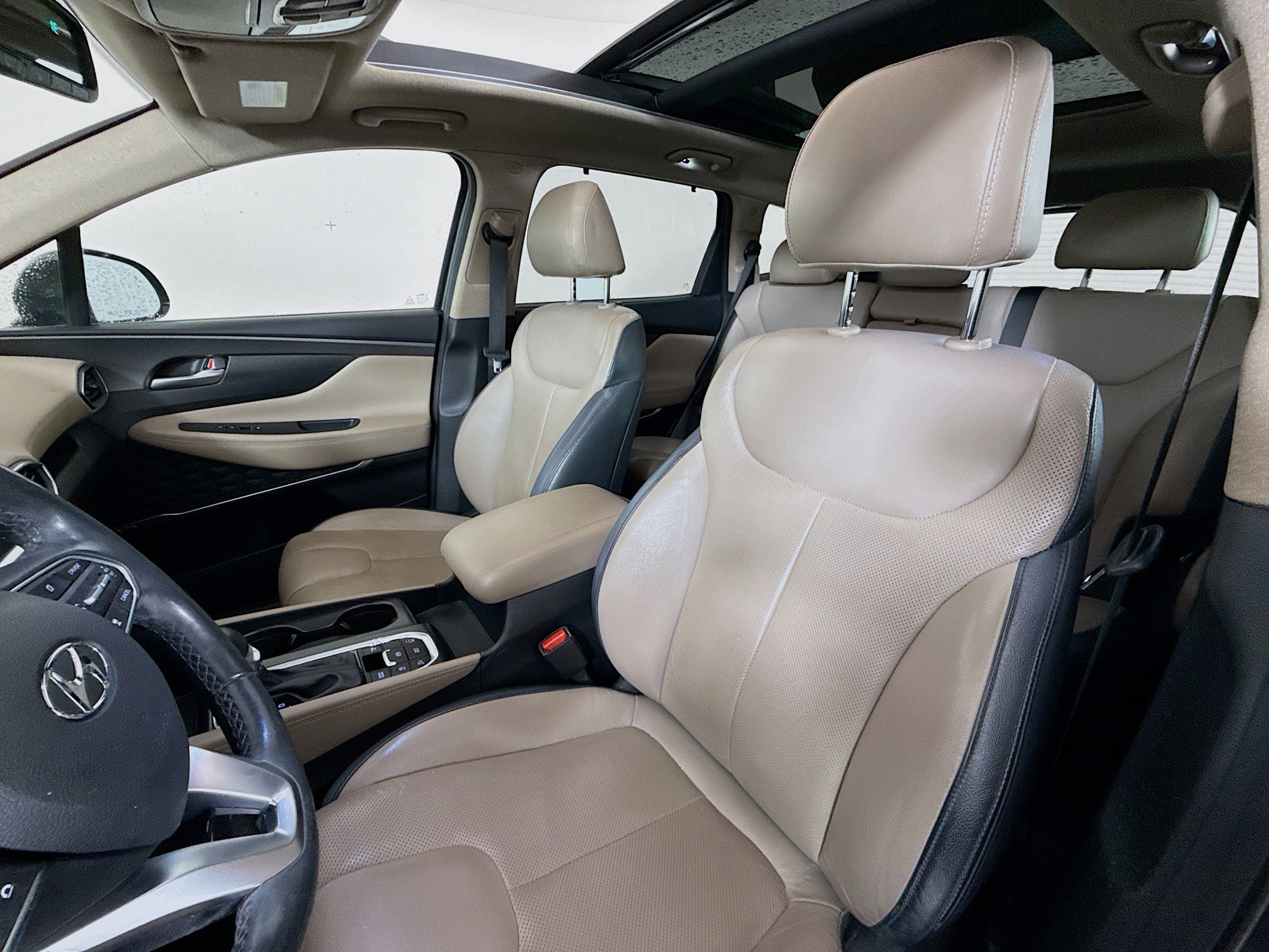 Used 2020 Hyundai Santa Fe Limited image 11