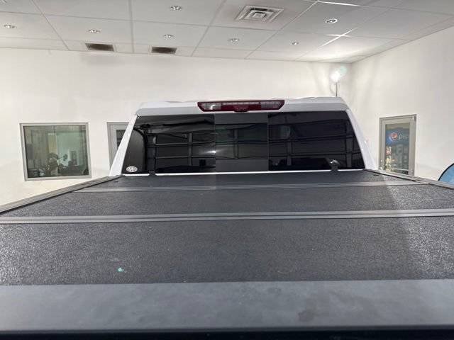 Used 2024 GMC Sierra 1500 AT4X AWD/4WD image 9