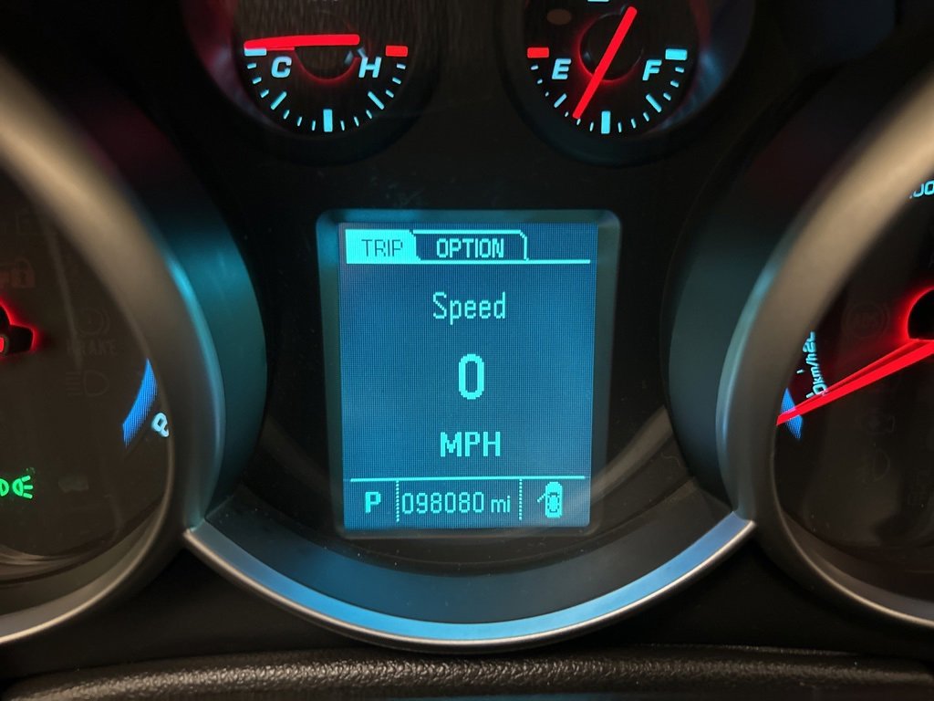 Used 2015 Chevrolet Cruze LT image 18