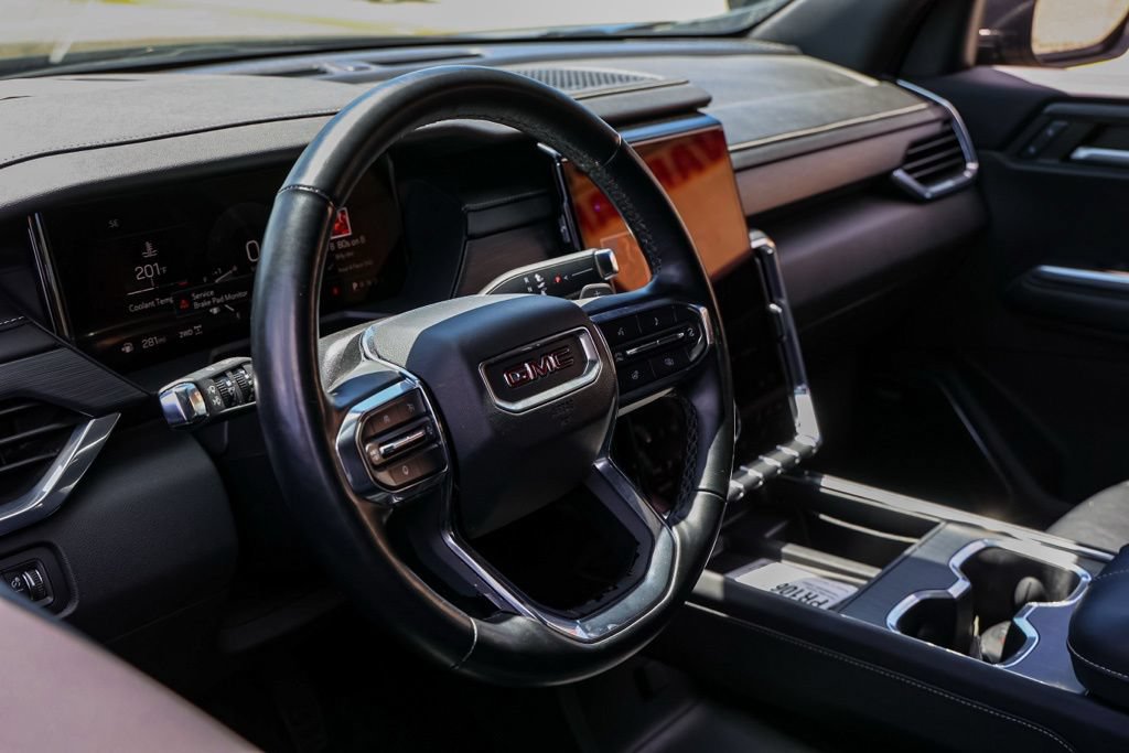 Used 2024 GMC Acadia Elevation AWD/4WD image 14