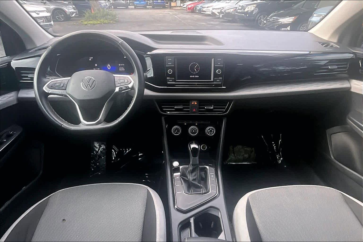 Used 2024 Volkswagen Taos S FWD image 16