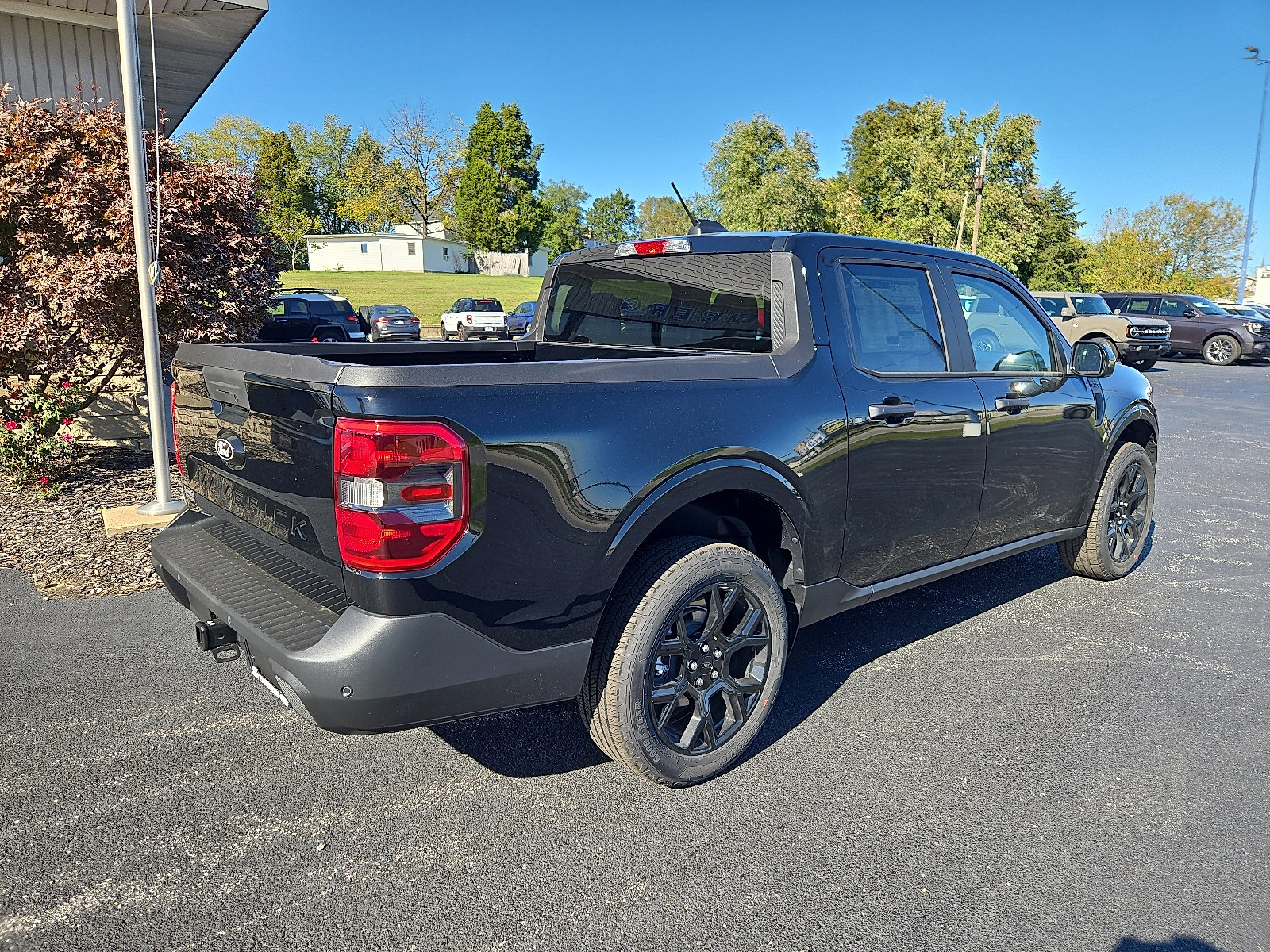New 2025 Ford Maverick XLT w/ Black Appearance Package image 3