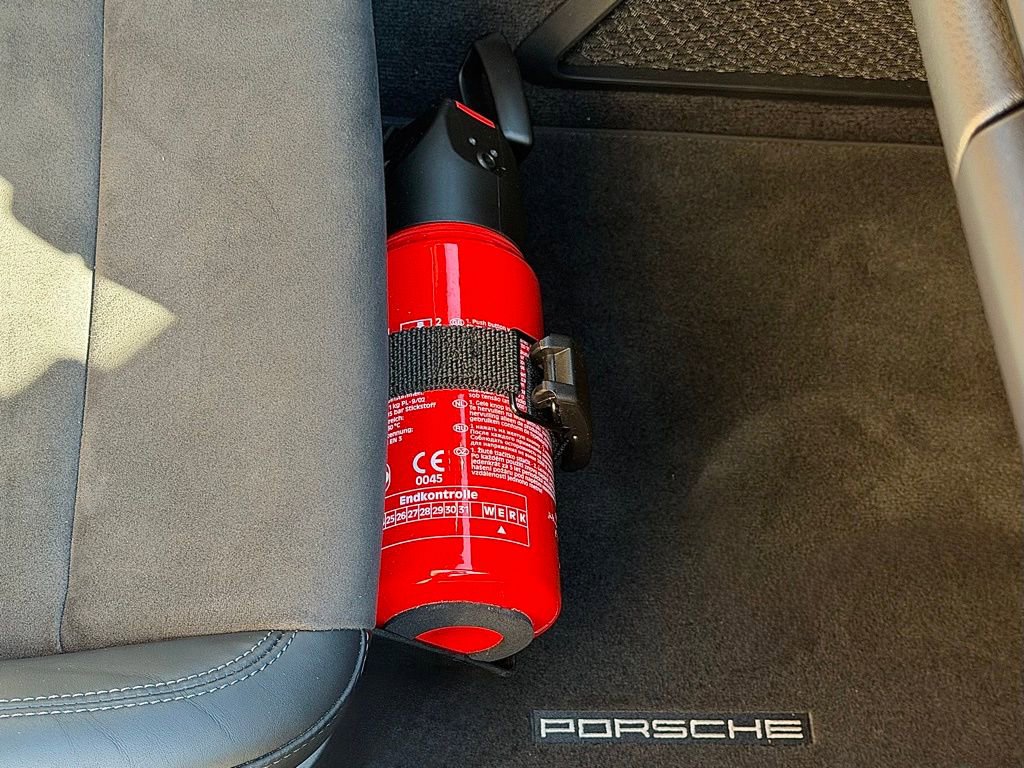Certified 2022 Porsche 911 Carrera 4 GTS image 27