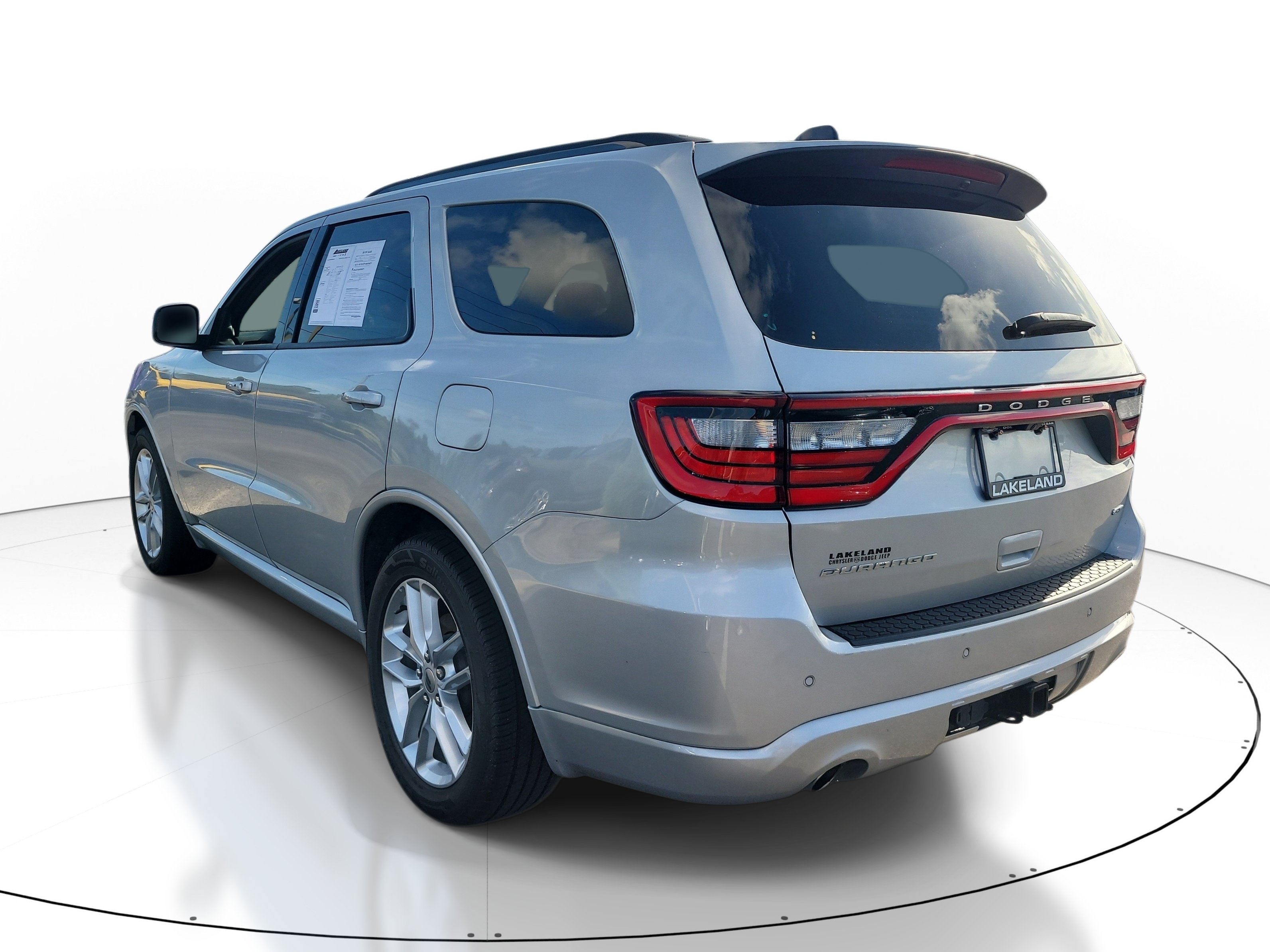 Used 2024 Dodge Durango GT RWD image 6
