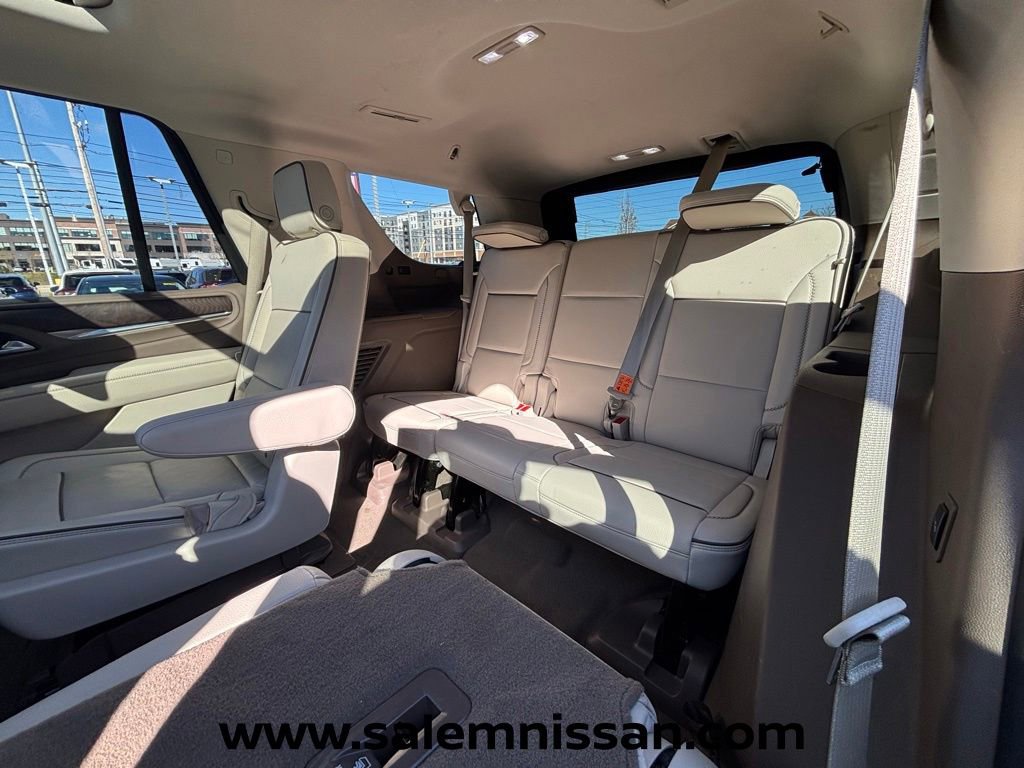Used 2021 GMC Yukon Denali w/ Denali Ultimate Package AWD/4WD image 15