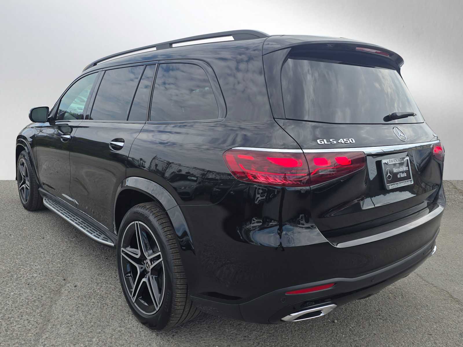 New 2026 Mercedes-Benz GLS 450 4MATIC image 5