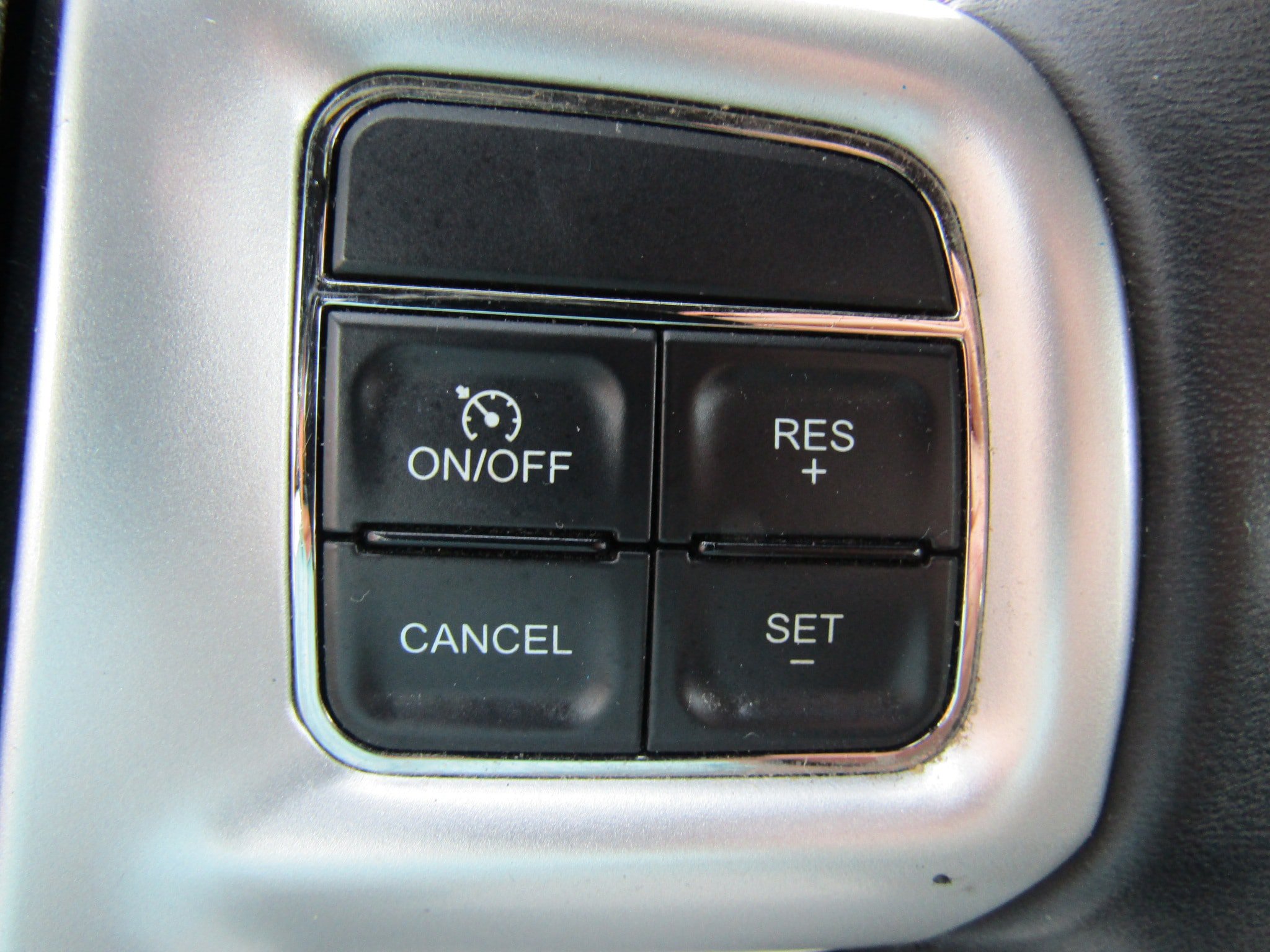 Used 2013 Chrysler 200 Touring FWD image 24