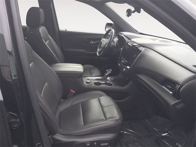 Used 2022 Chevrolet Traverse RS image 15