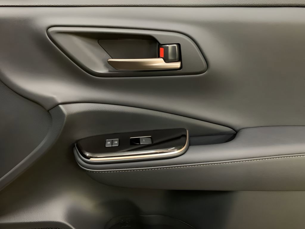 New 2025 Toyota Crown Signia image 19