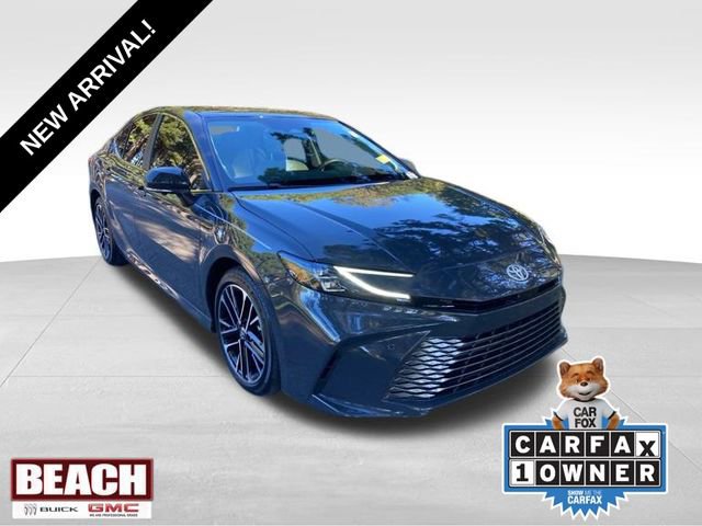 Used 2025 Toyota Camry XLE