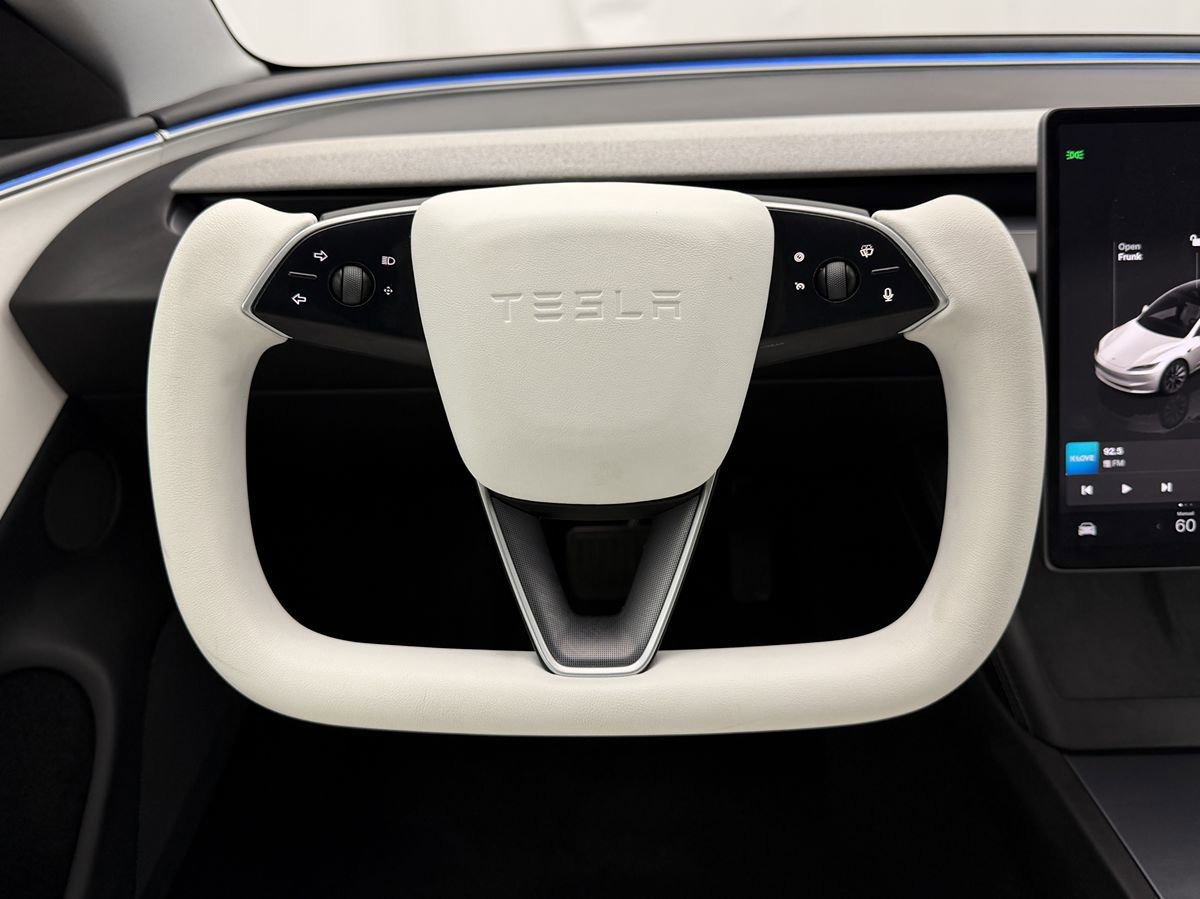 Used 2025 Tesla Model 3 Long Range AWD/4WD image 11
