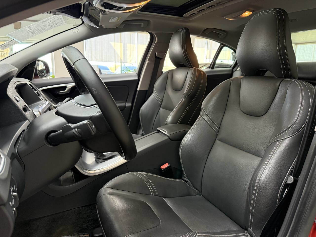 Used 2018 Volvo S60 T5 Dynamic w/ Vision Package AWD/4WD image 11
