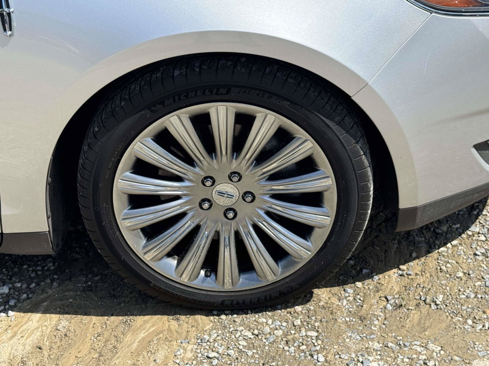 Used 2015 Lincoln MKS AWD w/ Equipment Group 101A image 6