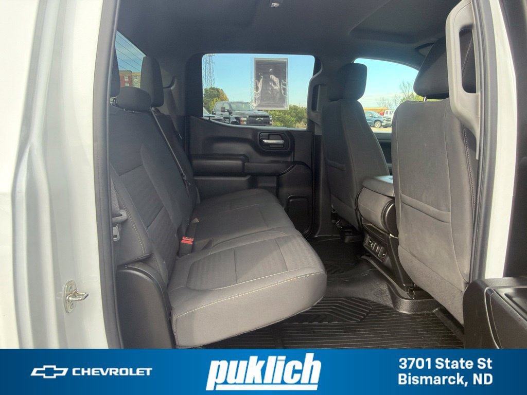 Used 2022 Chevrolet Silverado 1500 LT AWD/4WD image 31