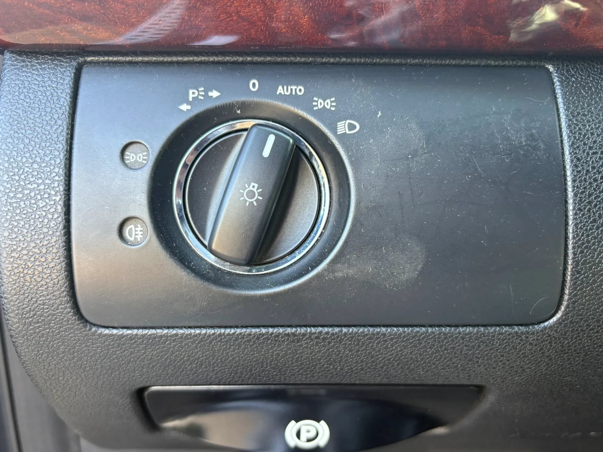 Used 2012 Mercedes-Benz GL 450 4MATIC image 25