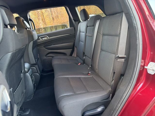 Used 2020 Jeep Grand Cherokee Laredo AWD/4WD image 10