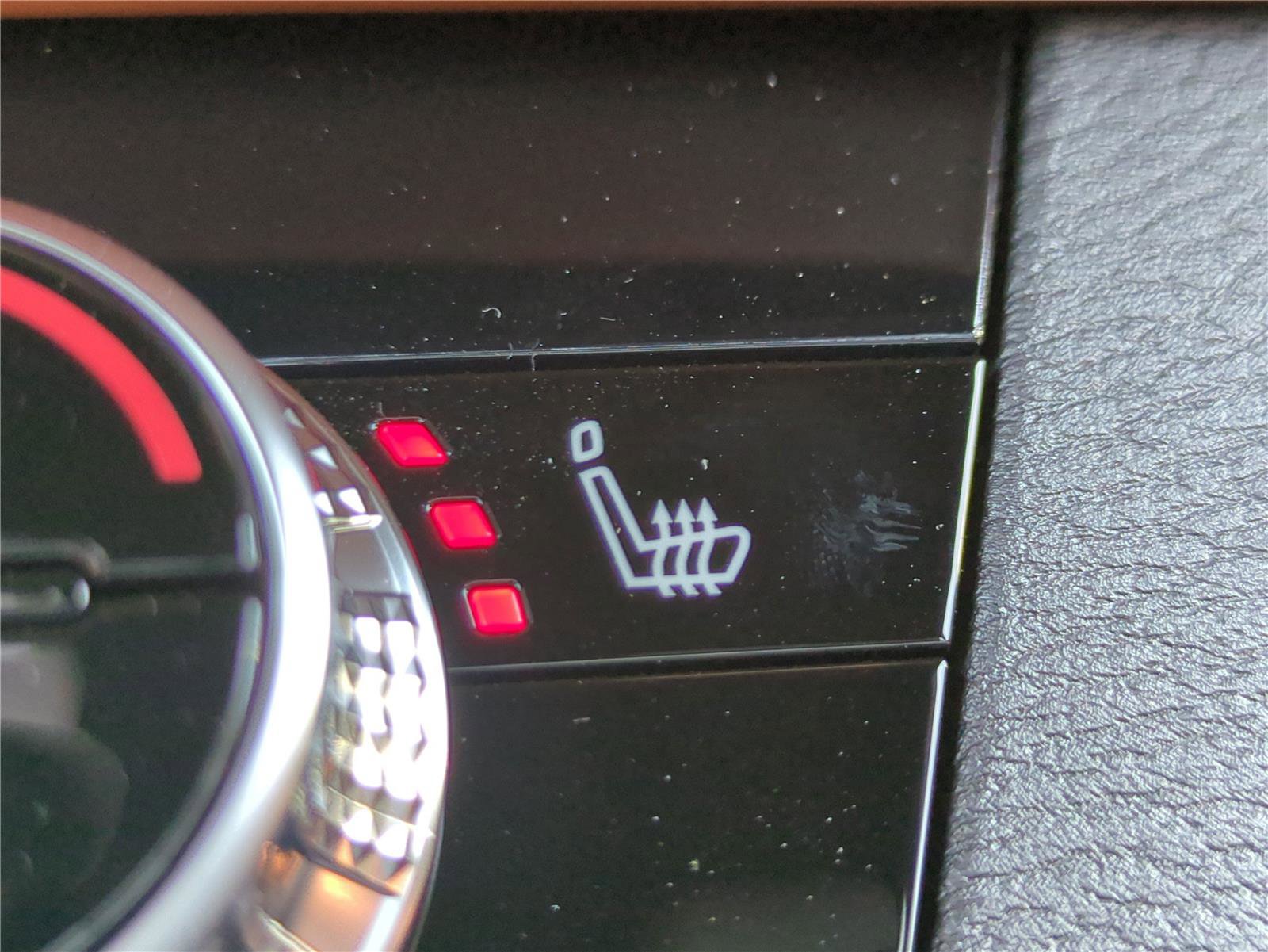 New 2025 Mitsubishi Outlander SEL image 27