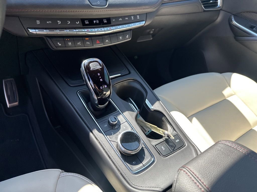 Used 2022 Cadillac XT4 Sport image 37