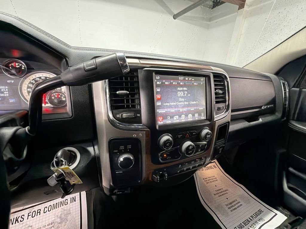 Used 2017 RAM 2500 Laramie AWD/4WD image 16