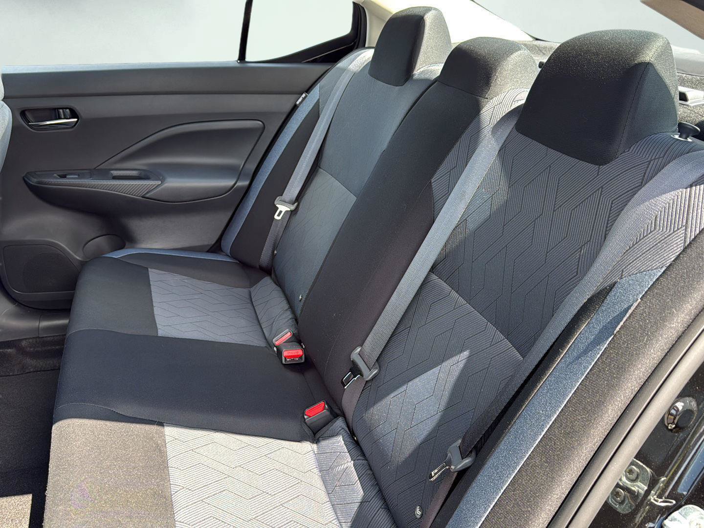 New 2025 Nissan Versa SV w/ Trunk Package FWD image 22
