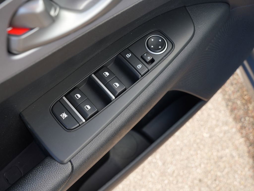 Used 2022 Kia Forte LXS image 18