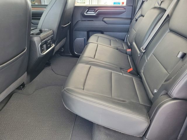 Used 2024 GMC Sierra 3500 Denali w/ Denali Reserve Package image 15