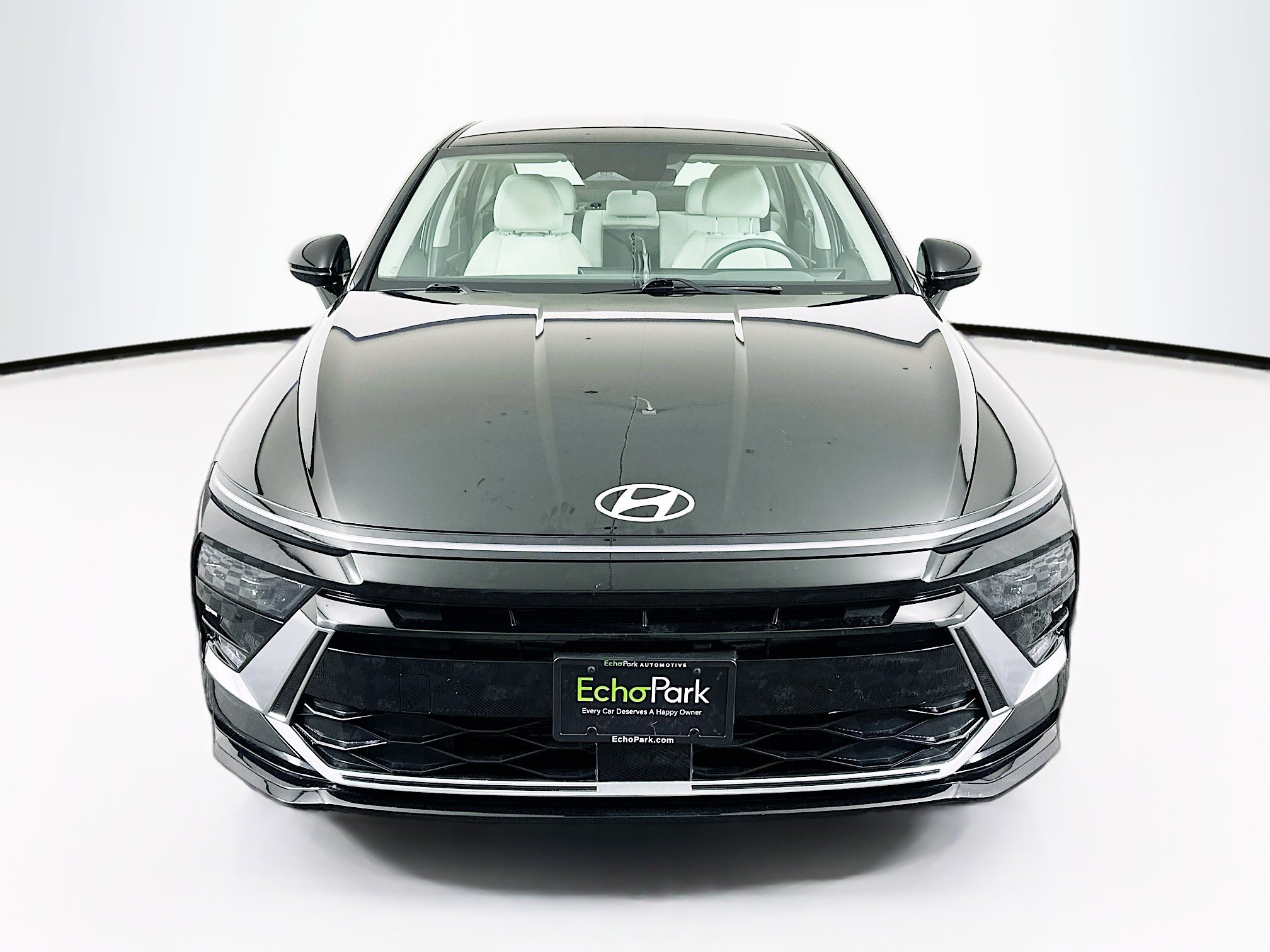 Used 2025 Hyundai Sonata SEL FWD image 2