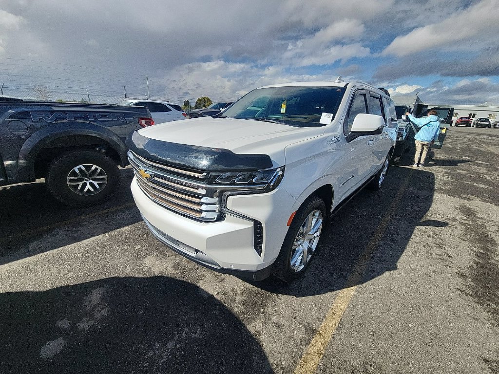 Used 2023 Chevrolet Suburban High Country w/ Premium Package 2 AWD/4WD image 1