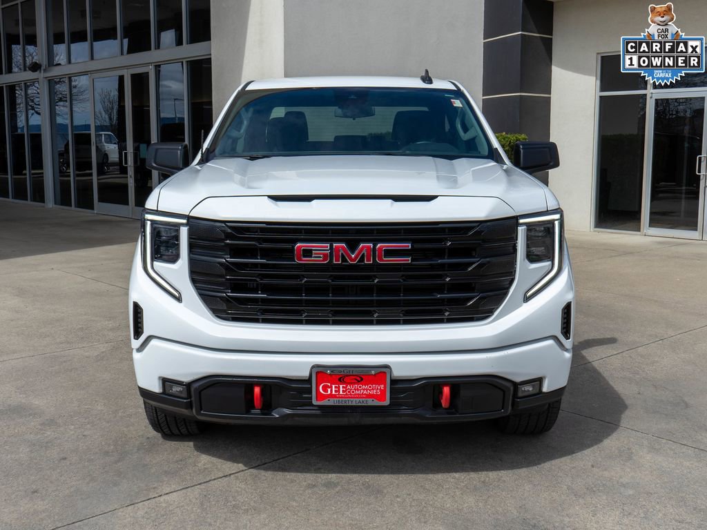 Used 2024 GMC Sierra 1500 Elevation image 2