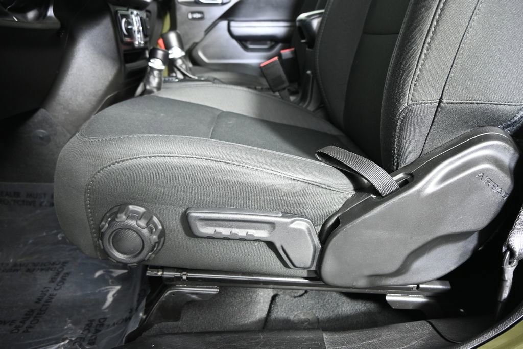 Used 2023 Jeep Gladiator Sport image 21