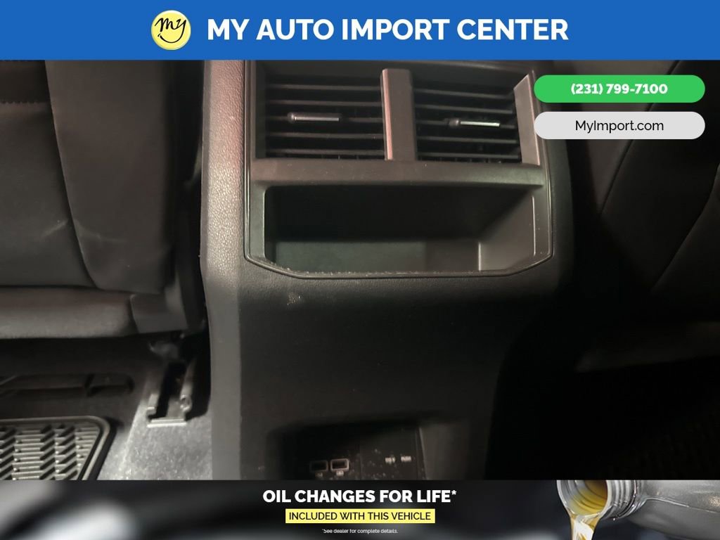 Used 2020 Volkswagen Atlas Cross Sport SE w/ Towing Package image 27