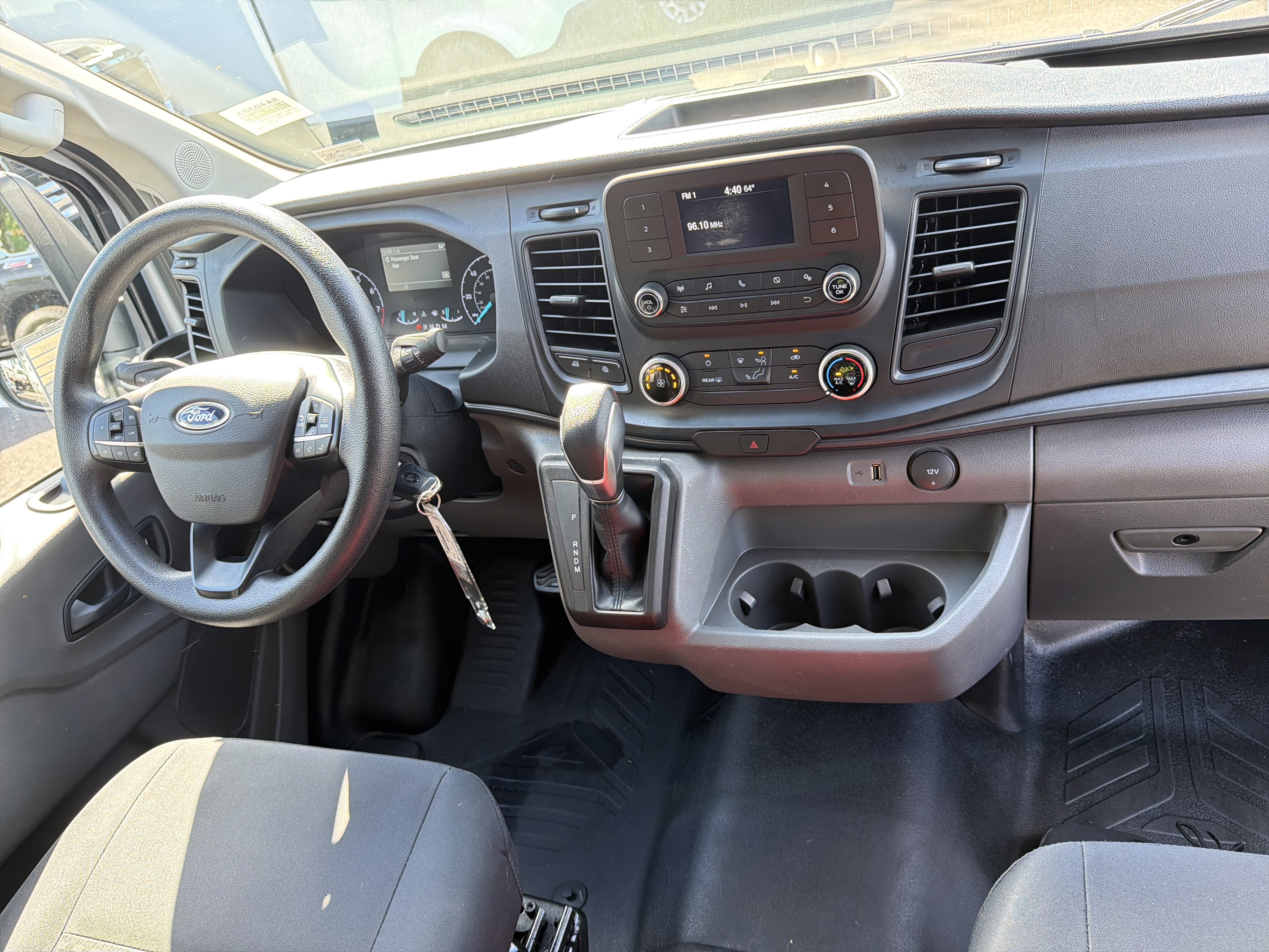 Used 2024 Ford Transit 250 Low Roof w/ Exterior Upgrade Package RWD image 29