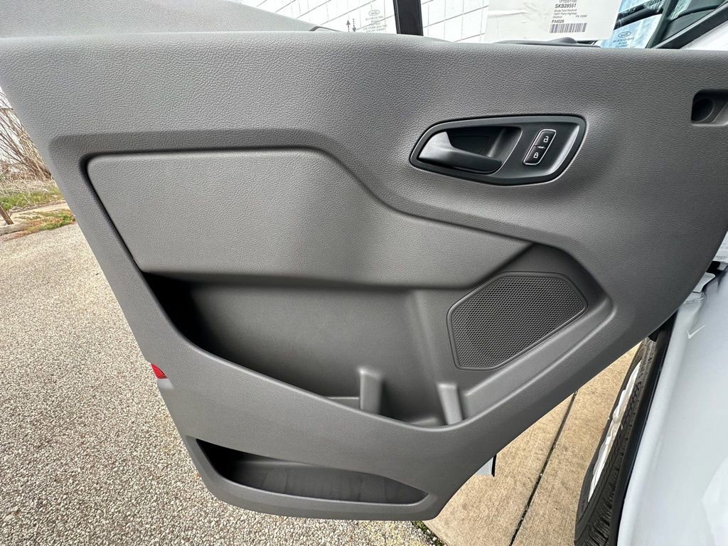 New 2025 Ford Transit 350 Low Roof image 15