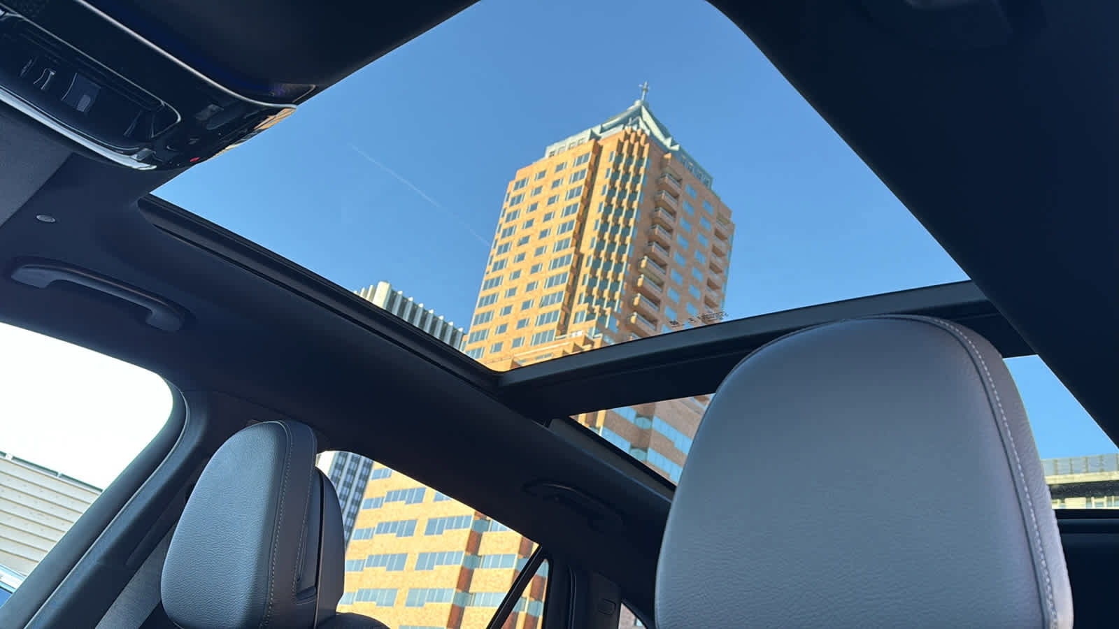 New 2026 Mercedes-Benz GLC 300 4MATIC image 26