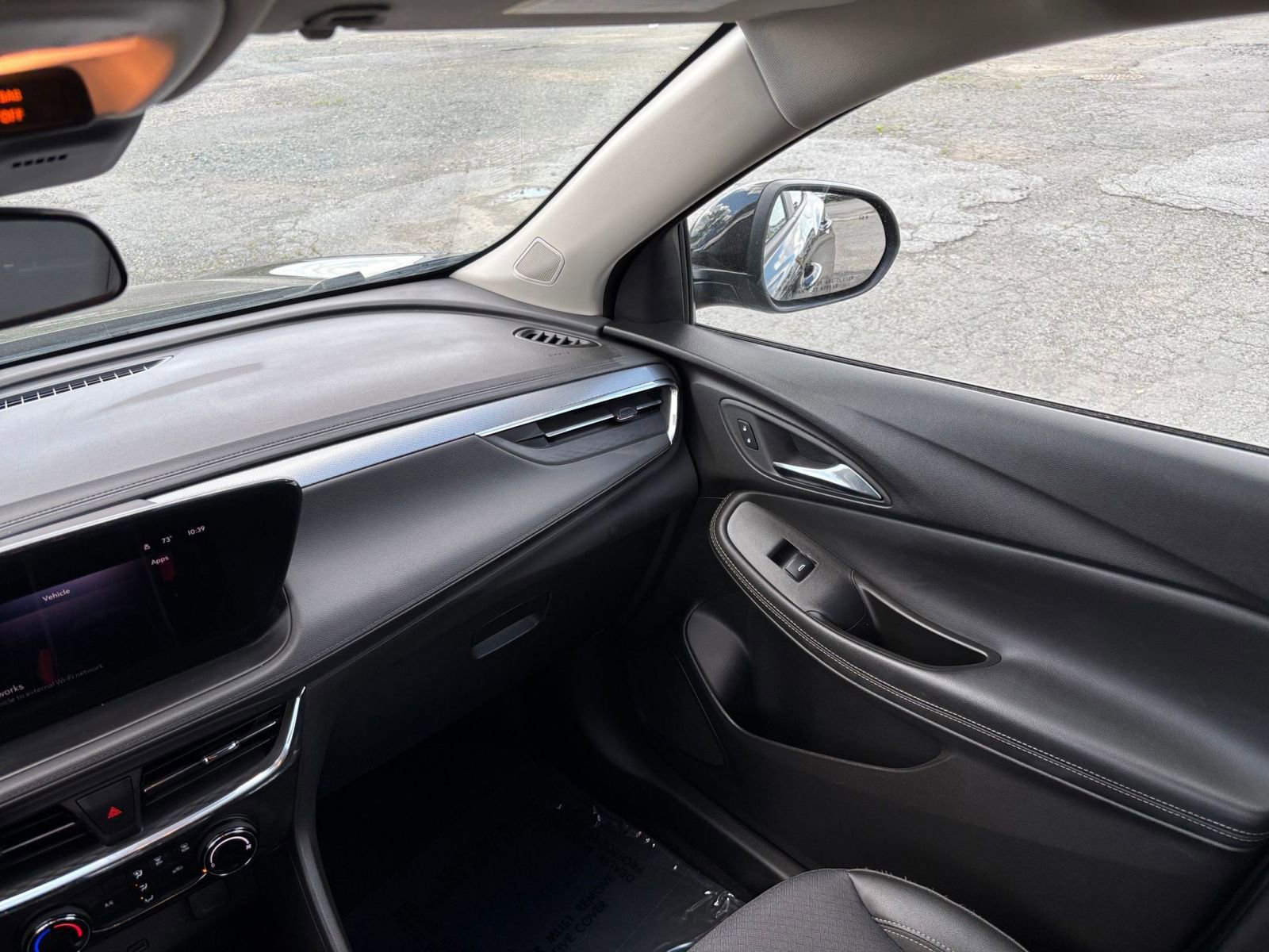 Used 2025 Buick Encore GX Preferred FWD image 31