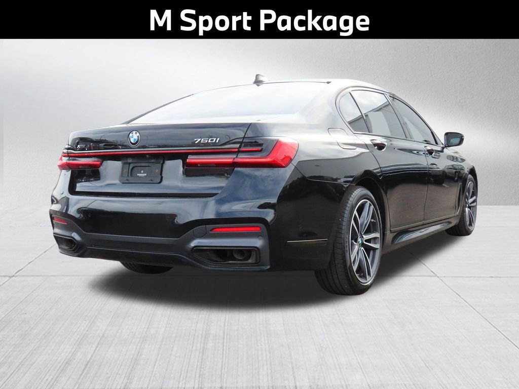 Used 2022 BMW 750i xDrive w/ Luxury Rear Seating Package image 6