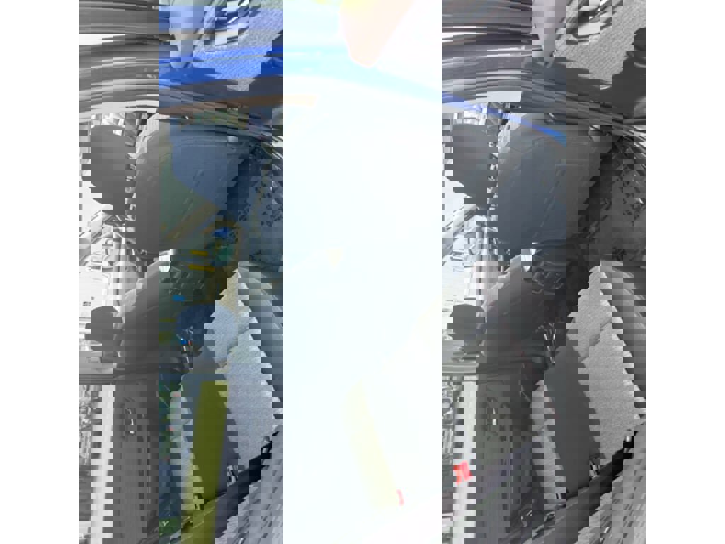 Used 2023 Nissan Rogue SV image 19