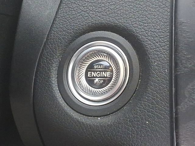 Used 2019 Mercedes-Benz C 300 Sedan image 26