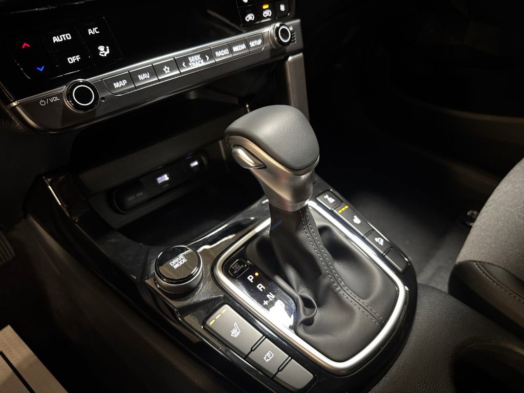 Certified 2024 Kia Seltos S image 21