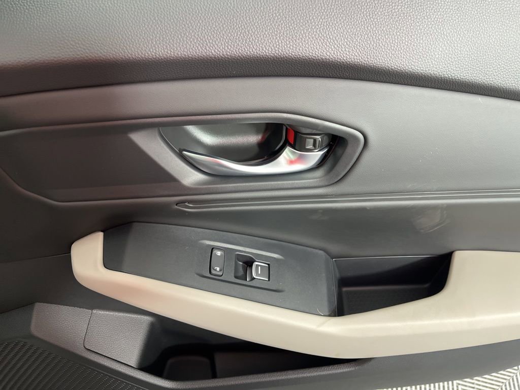 New 2025 Honda Accord SE image 10