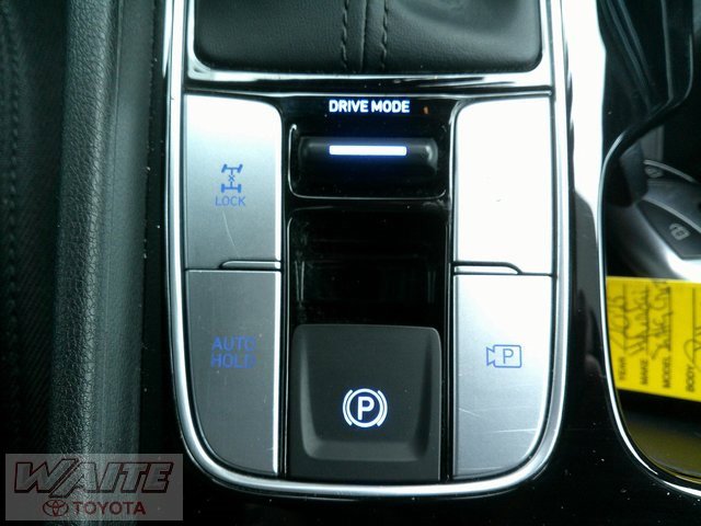 Used 2025 Hyundai Santa Cruz SE image 19