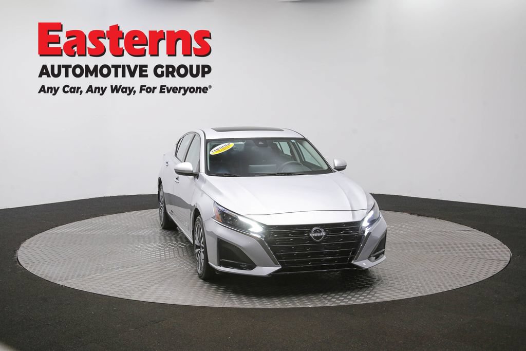 Used 2023 Nissan Altima 2.5 SV w/ SV Premium Package AWD/4WD image 54
