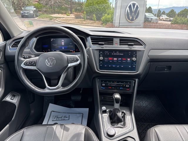 Used 2022 Volkswagen Tiguan SE AWD/4WD image 12