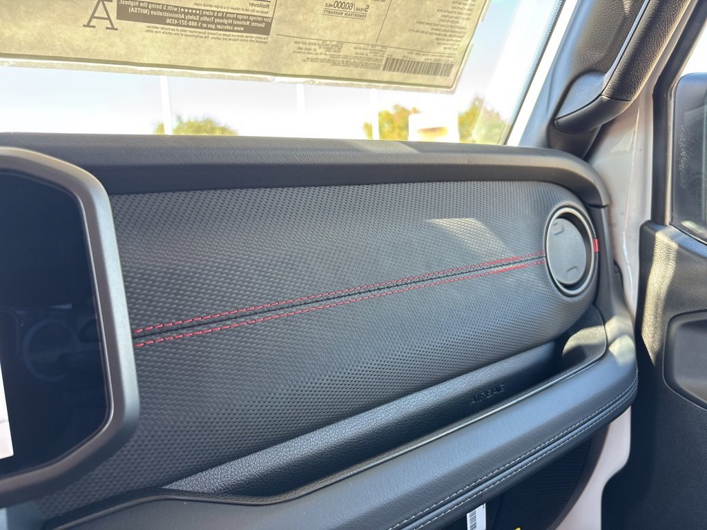 New 2025 Jeep Gladiator Rubicon w/ Convenience Group image 34