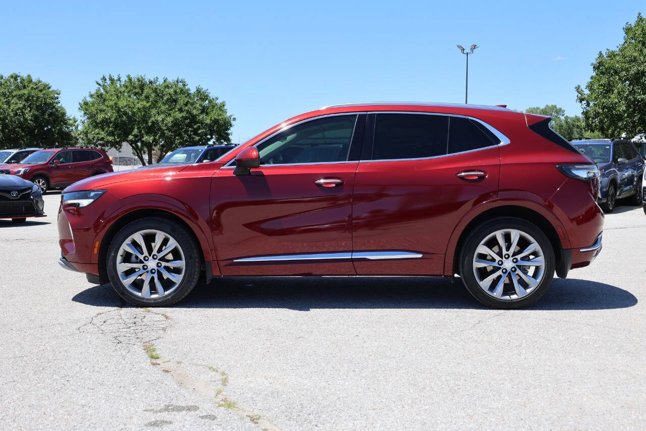 Used 2021 Buick Envision Avenir w/ Technology Package II AWD/4WD image 8