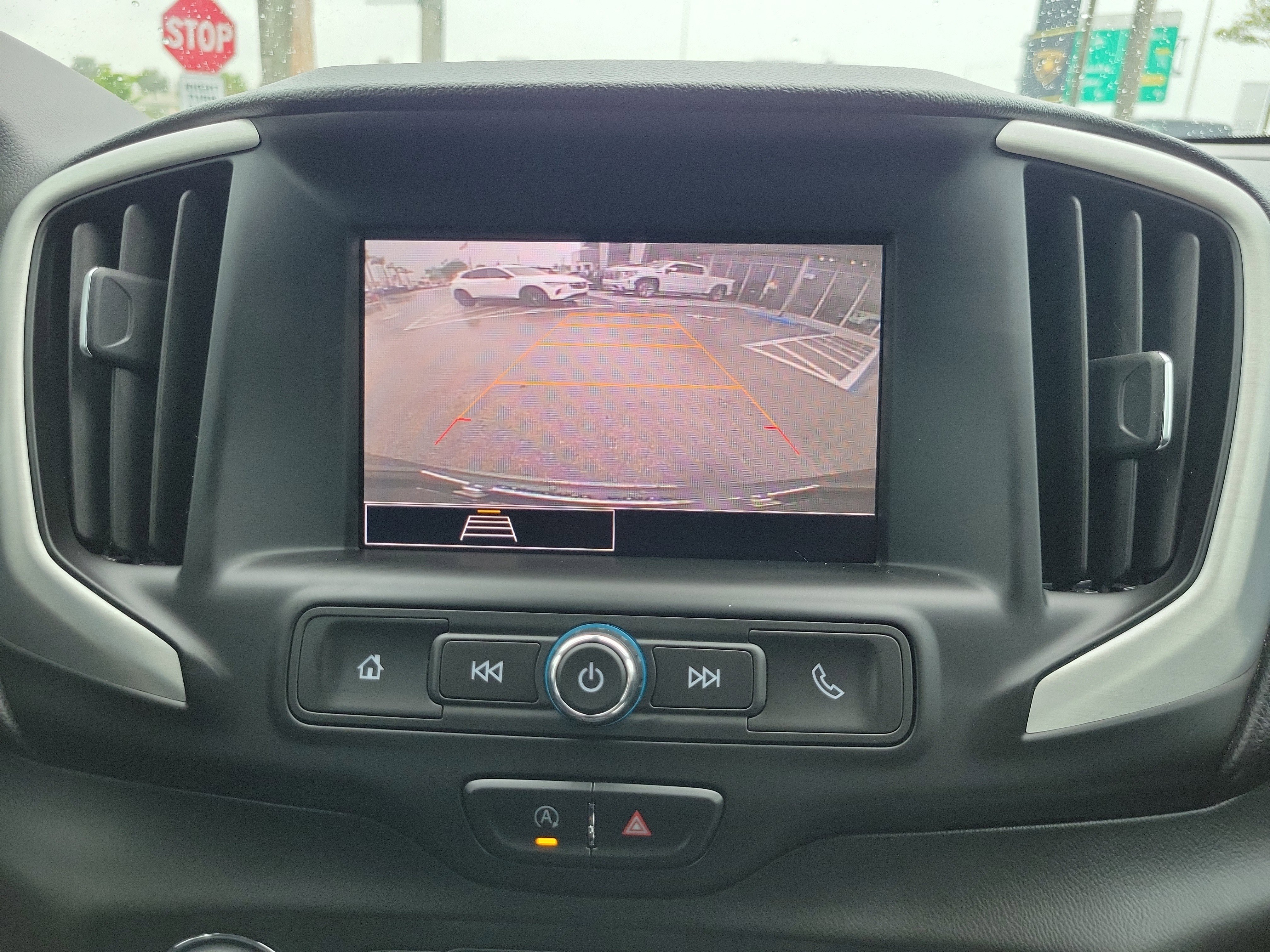 Used 2023 GMC Terrain SLE w/ Driver Convenience Package FWD image 10