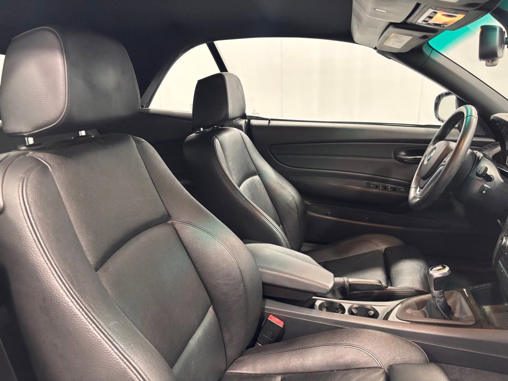 Used 2012 BMW 128i Convertible image 19
