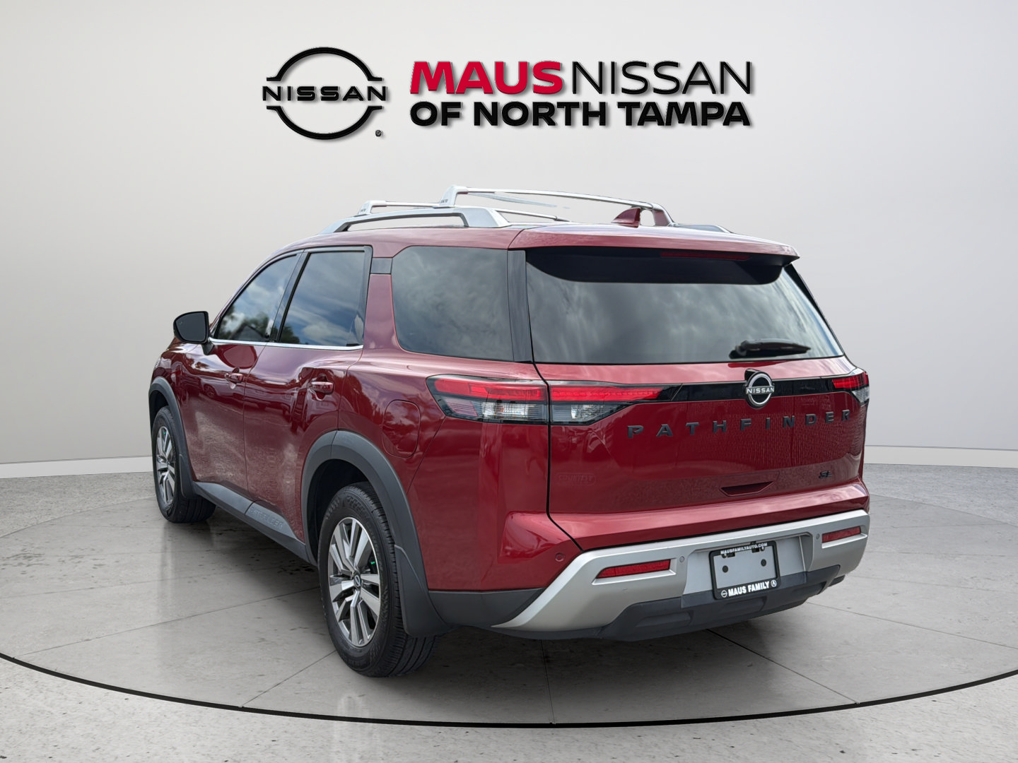 Certified 2022 Nissan Pathfinder SL w/ SL Black Package FWD image 8