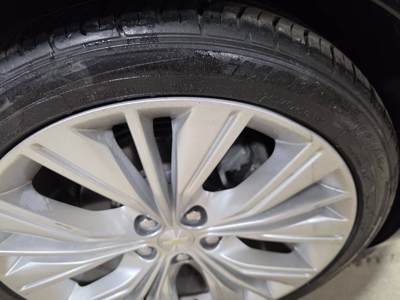 Used 2015 Chevrolet Impala LTZ FWD image 11