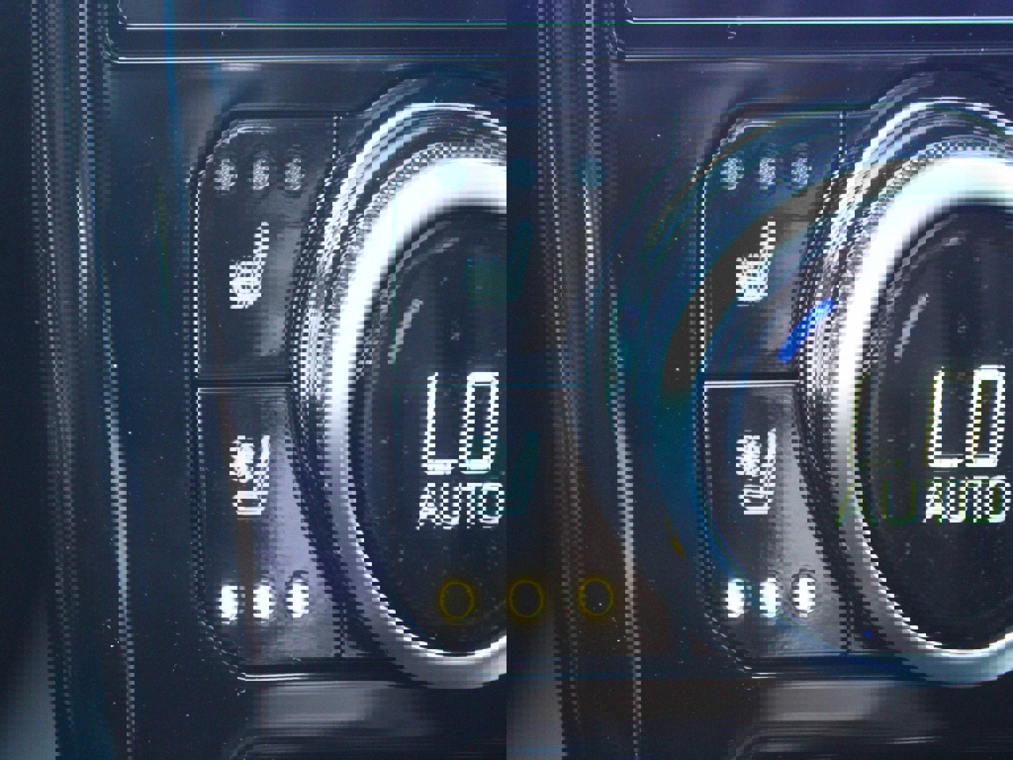 Used 2026 Toyota Highlander Platinum image 29